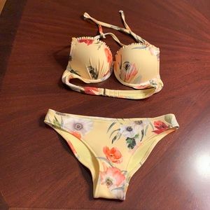 Floral ruffle baby yellow bikini adjustable back hooks